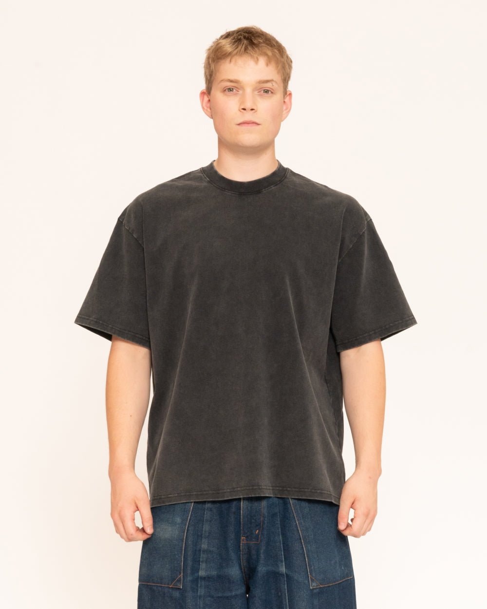Oversized Unisex Tee - 90s Boxy Fit, Dropped Shoulders, 100% Combed Cotton 275 GSM