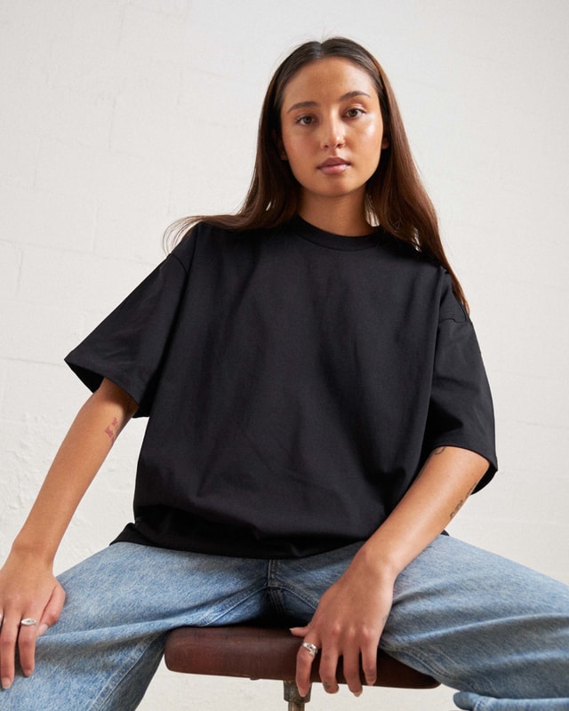 Oversized Unisex Tee - 90s Boxy Fit, Dropped Shoulders, 100% Combed Cotton 275 GSM