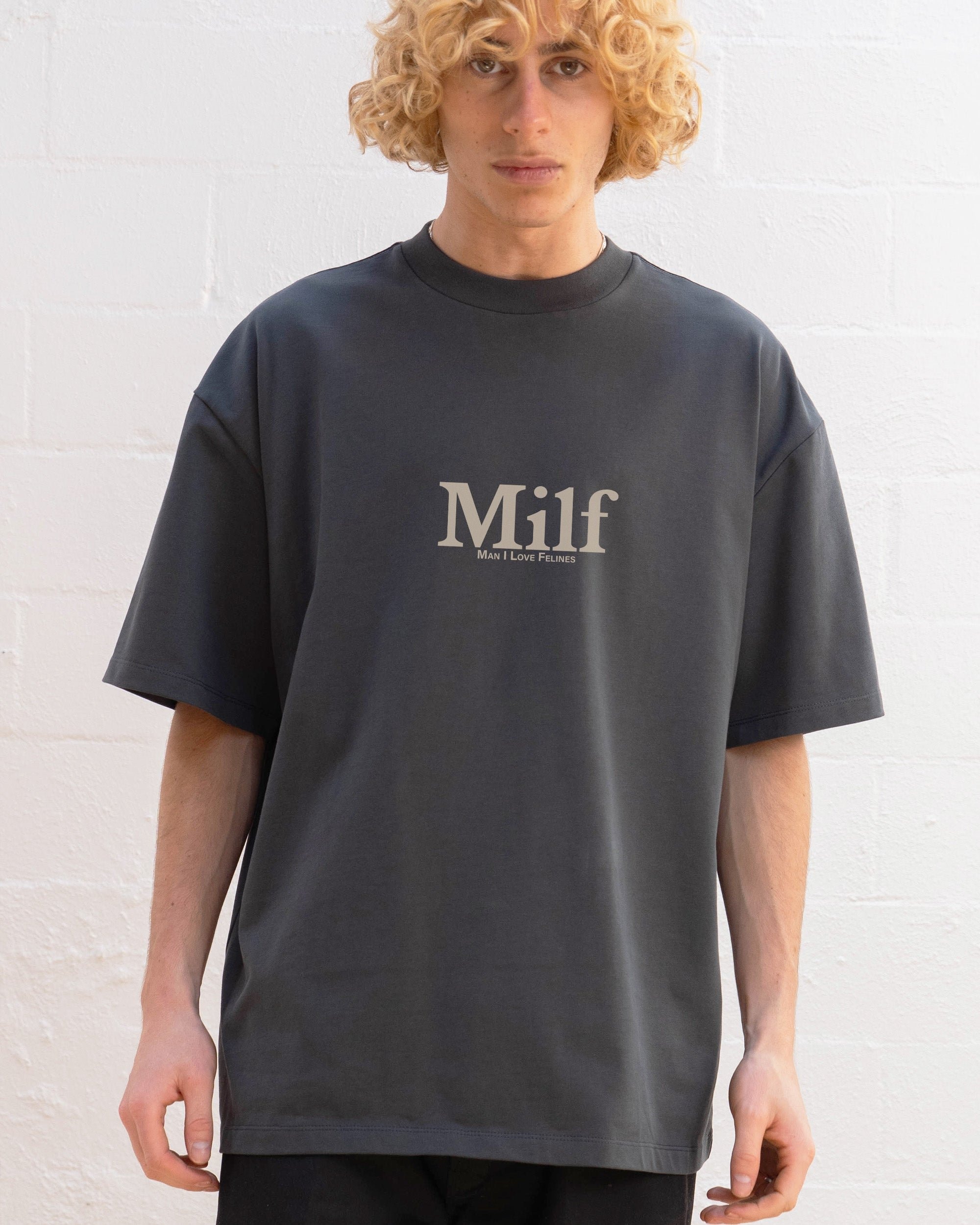 Man I Love Felines Front and Back Oversized Graphic T-Shirt - Unisex 90s Boxy Fit