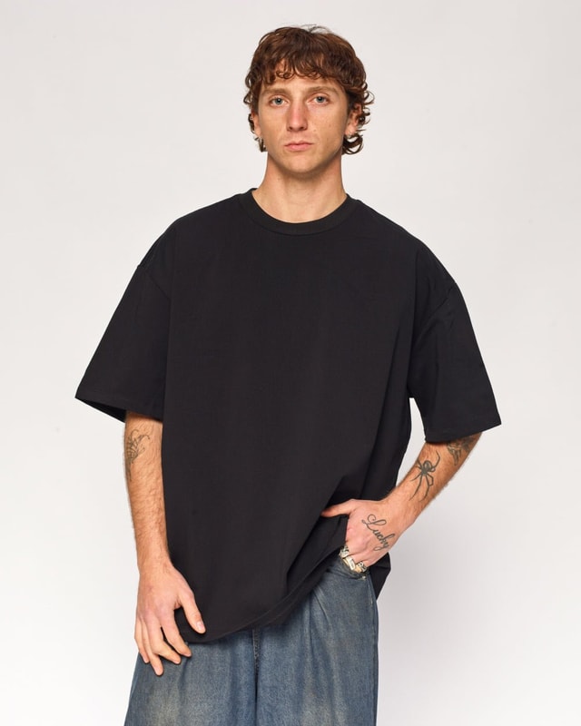 Oversized Unisex Tee - 90s Boxy Fit, Dropped Shoulders, 100% Combed Cotton 275 GSM